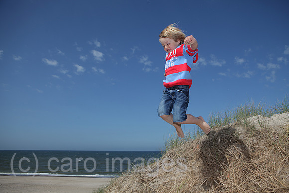 0HX120629D237CARO.JPG