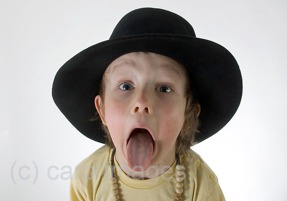 00S051203D013CAROE.JPG