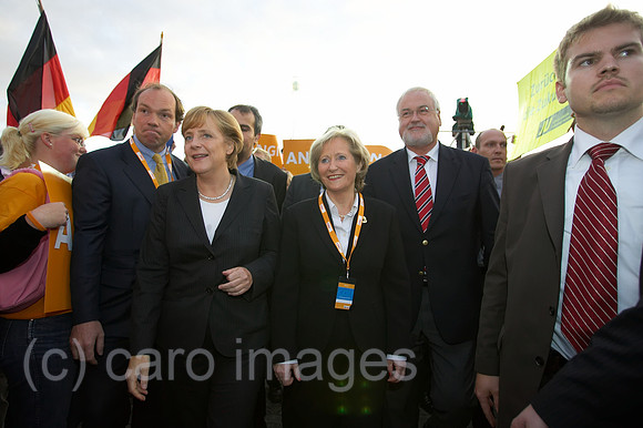 0KH050912D002CARO.JPG