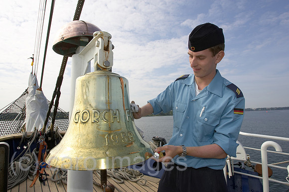 0KH050704D008CARO.JPG