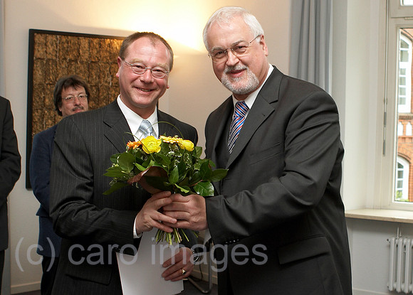 0KH050427D044CARO.JPG