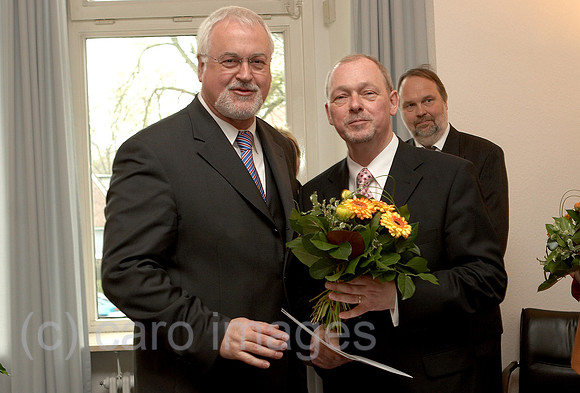 0KH050427D034CARO.JPG