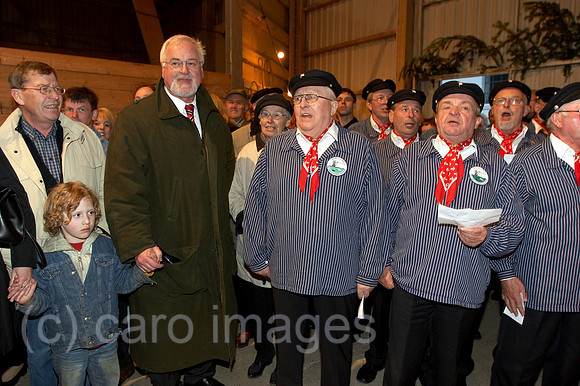 0KH050429D007CARO.JPG