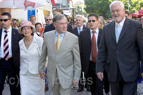 0KH050618D010CARO.JPG