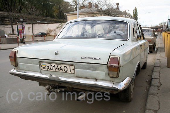 00S061110D065CAROE.JPG