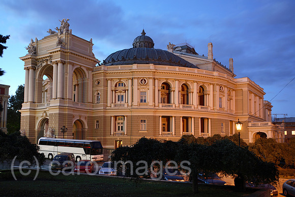00S061110D104CAROE.JPG