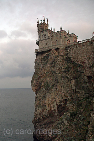 00S061109D090CAROE.JPG