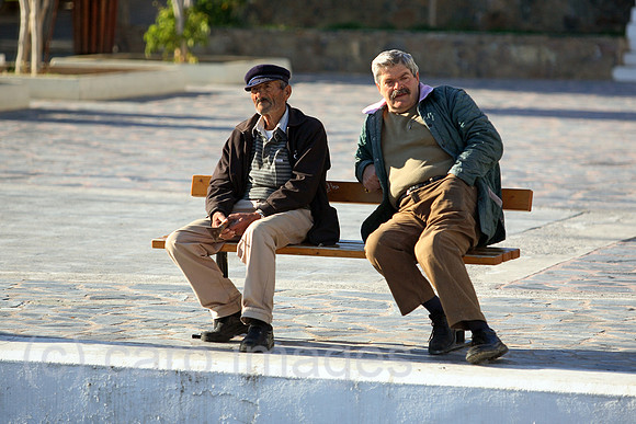 00S061117D036CAROE.JPG