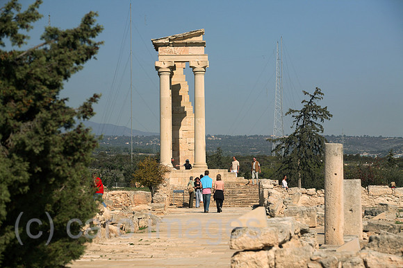 00S061119D014CARO.JPG