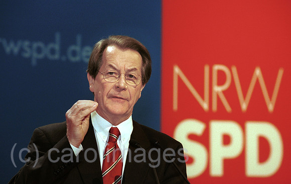 00L042427CARO.JPG