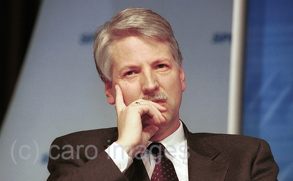 00L042210CARO.JPG