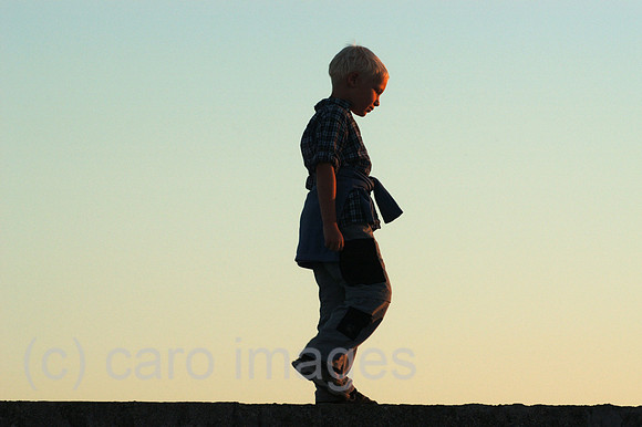 00K050825D010CAROE.JPG