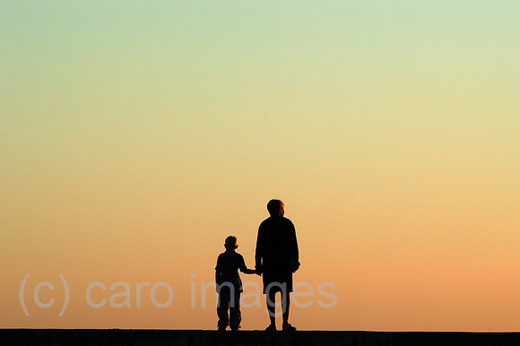 00K050825D000CAROE.JPG