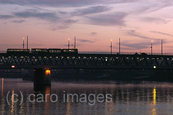 00K050102D009CARO.JPG