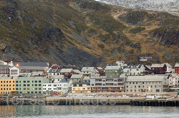 00K051122D018CAROE.JPG