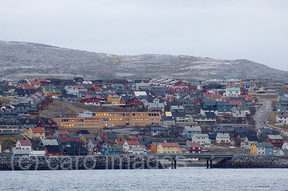 00K051122D019CAROE.JPG