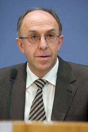 00Y071122D015CARO.JPG
