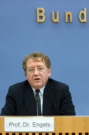 00Y071122D012CARO.JPG