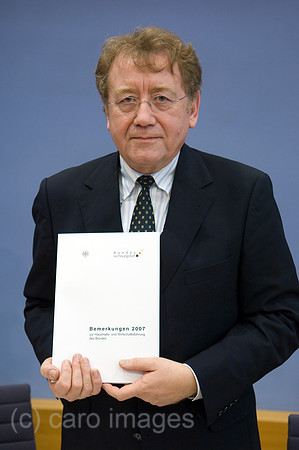 00Y071122D014CARO.JPG