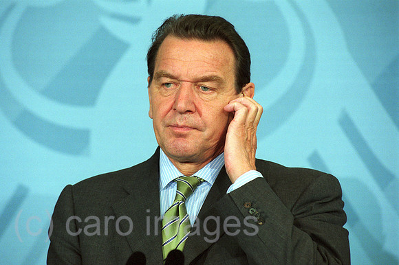 00M122502CARO.JPG