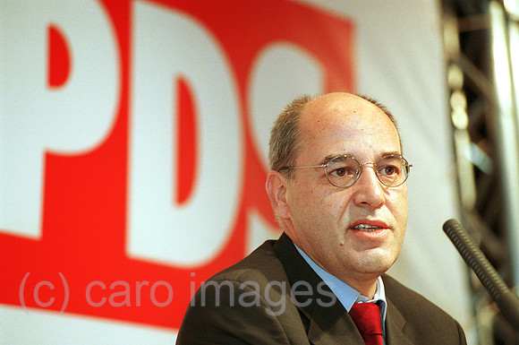 00M119210CARO.JPG