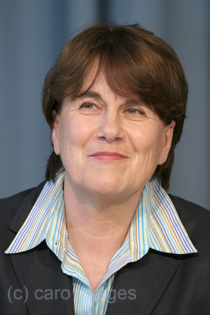 0KH040324D012CARO.JPG