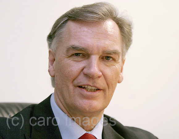0KH040206D002CARO.JPG