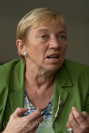 0KH041020D007CARO.JPG