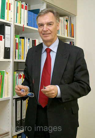 0KH040206D004CARO.JPG