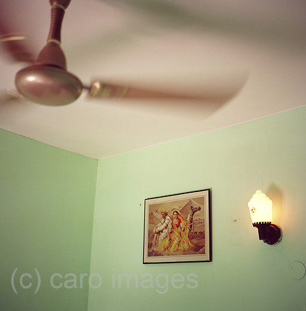 0MW001806CARO.JPG