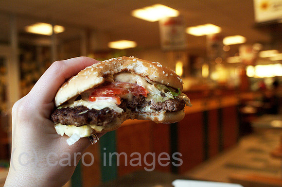 0MC061123D057CARO.JPG