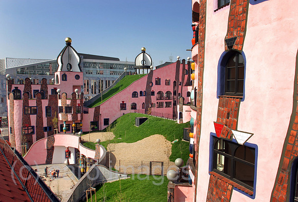 00S060425D703CAROE.JPG