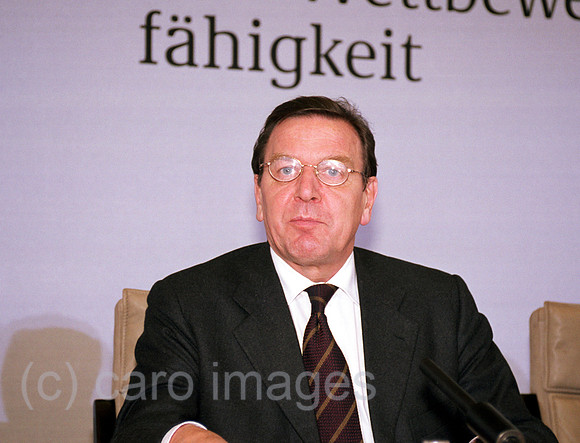 00M072404CARO.JPG