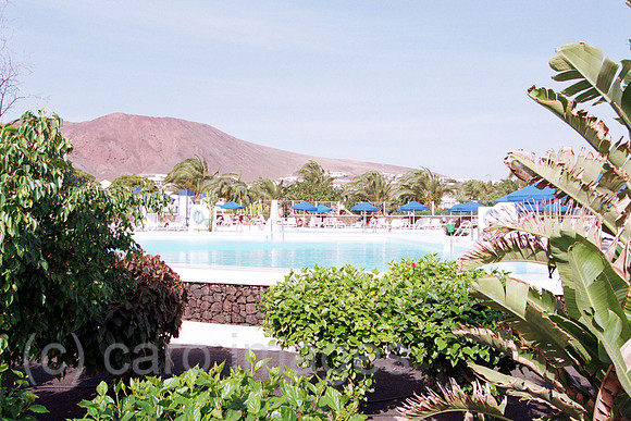 00M073135CARO.JPG