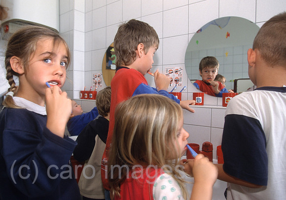 0KD002333CARO.JPG