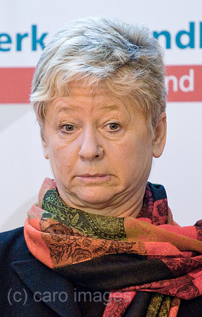 0SP100305D090CARO.JPG
