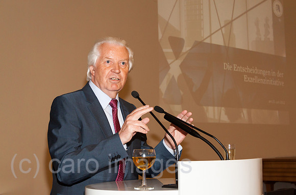 0GB120615D005CARO.JPG