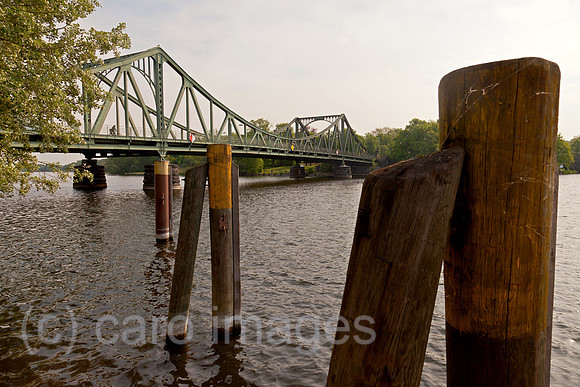 0BG120508D005CAROE.JPG