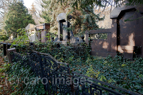 0BG111121D055CAROE.JPG