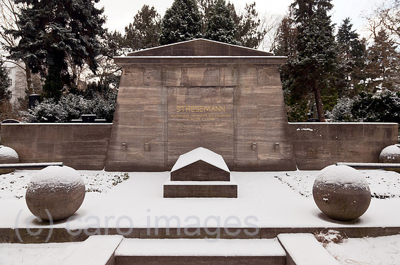 0BG120209D143CAROE.JPG