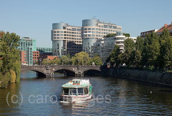 0BG120814D060CAROE.JPG