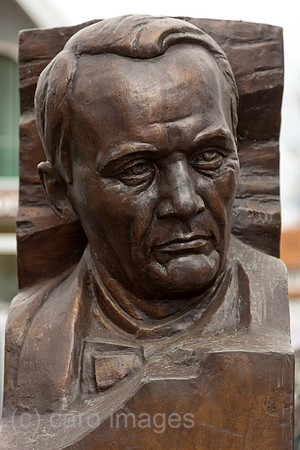 0BG120413D014CAROE.JPG
