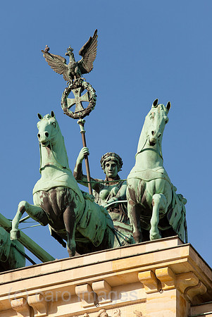 0BG110921D003CAROE.JPG