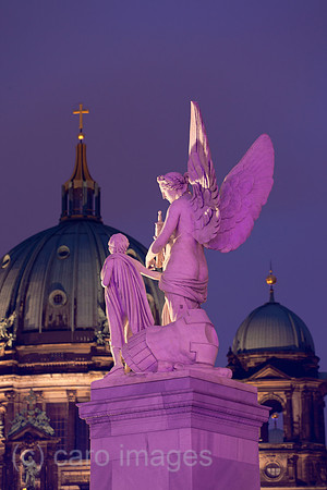 0BG111130D034CAROE.JPG