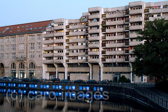00N090715D600CARO.JPG