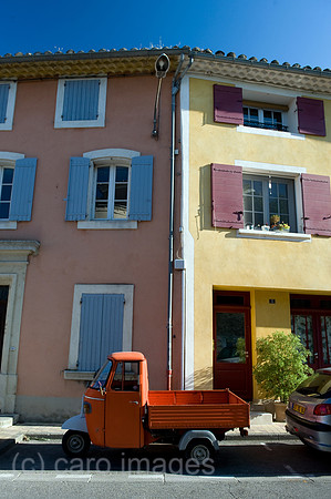 0MW090622D013CARO.JPG