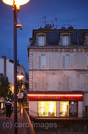00A080519D147CARO.JPG