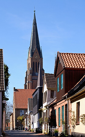 00B070416D055CARO.JPG