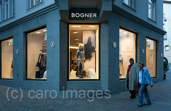 00A111004D202CARO.JPG