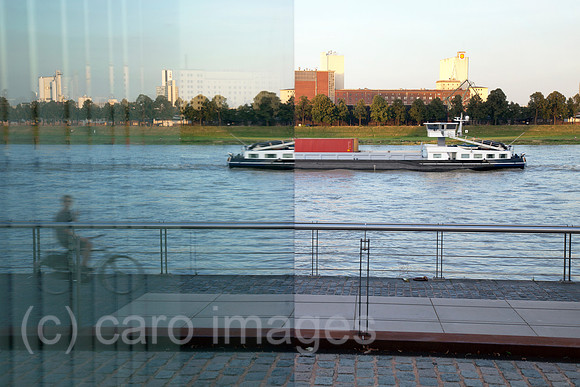 00X100820D051CARO.JPG